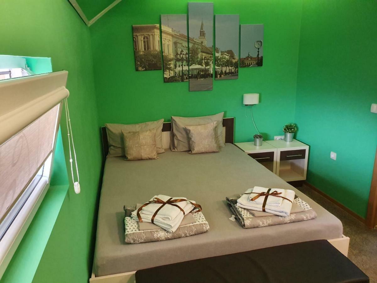 Hotel Oldbrick Pub Sombor Exterior foto